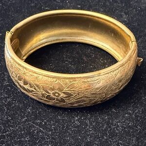 Miriam Haskell Gold Floral Engraved Hinged Bangle Bracelet